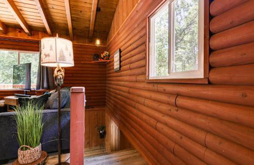 Community Lake Access Peaceful Cabin in Sonora! - Photo 14