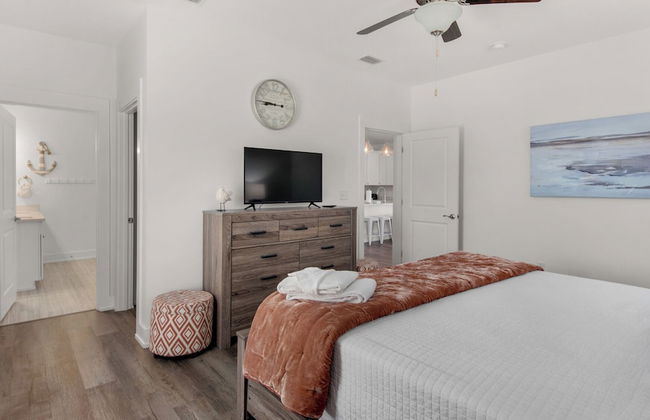 Beautiful Coastal Chic Home for 9 + Neighborhood Pool in Panama City Beach - Foto 4