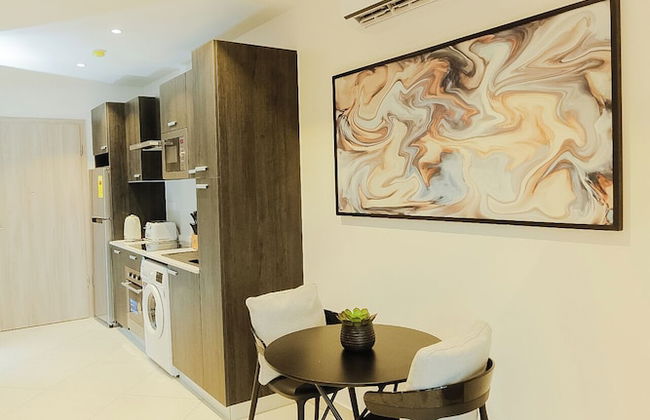 Accra Luxury Apartments at The Lennox - Photo 54