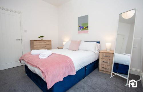 Vacant Nests The Fredrick Close to sea front - Photo 59