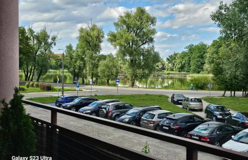 Apartament w Centrum z widokiem na jeziorko - Foto 17