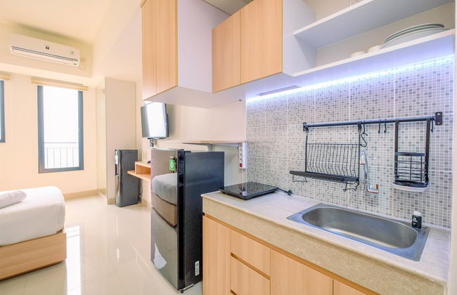 Simply Look Studio High Fl At Evenciio Margonda Apartment - Foto 9