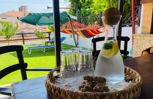 Aelia Cottage House - Photo 13