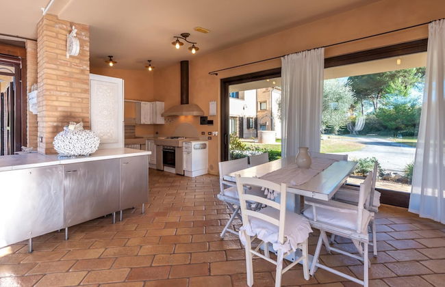 Villa Isotta 8 4 Emma Villas - Foto 5