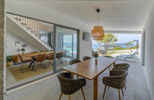 Villa Marvela - Family 4 Bedroom - Photo 25