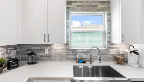 Family Friendly 3-Bedroom Coastal Escape - Foto 4