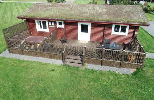 Teal Lodge - Nordic Log Cabin with private hot tub - Foto 1