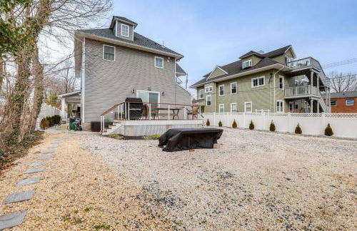 Long Branch Getaway - Walk to Beaches and Dining! - Foto 23