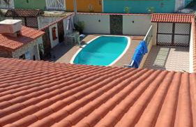 Piscina aquecida, 3 dorms ar condicionado, Cervejeira e Bilhar, a 500 metros do Mar - Foto 14