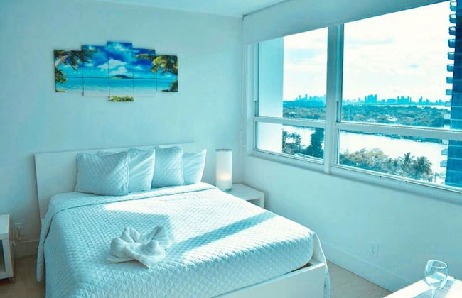 Castle Beach Club Apartments - Photo 29