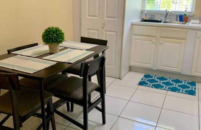 S2B Blue Pavilion - Beach Transfers Meals Tours Island Retro Chic - Photo 24