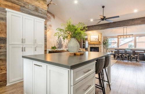 Luxury Helios Retreat by the Village- Apres Ready - Foto 8