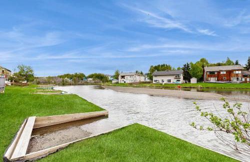 Campbell Lake Escape - Photo 3