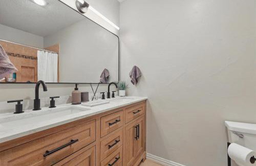 Best of Garland Pool Cinema Rm BBQ 3BD - Foto 29