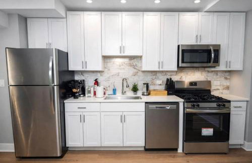 Cozy 3BR Chicago Garden Apartment Near Loyola & Downtown - Foto 5