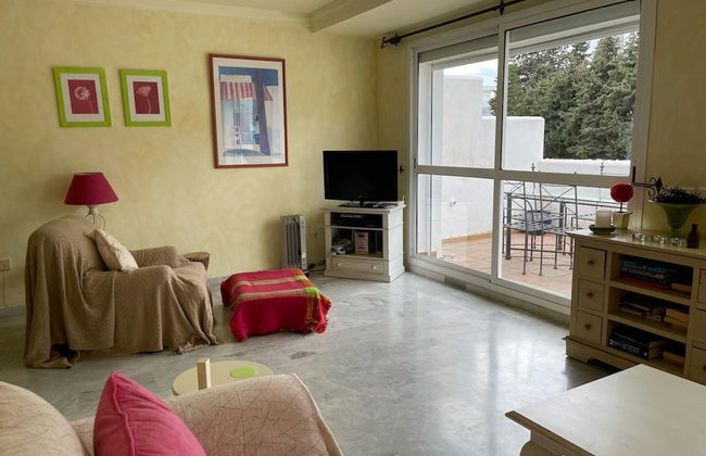 Beautiful 4 Bedroom Duplex Apartment - Foto 7