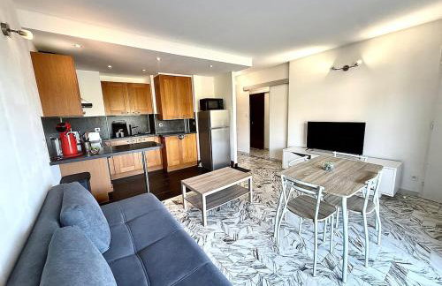 T2 lumineux avec piscine et plage à pieds à Mandelieu-la-Napoule - Foto 1