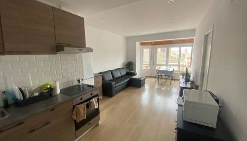 Habitacion en piso de 3 habitaciones, Manresa Near train Barcelona 2 - Photo 1