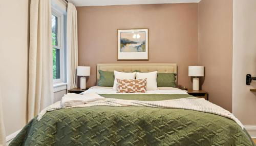 Fan District Charm 4BR Retreat Walk to Carytown - Foto 2