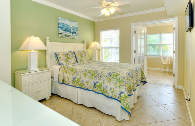 Barefoot Beach Resort - Foto 4