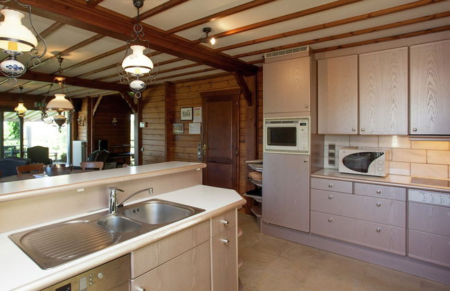 Vintage Villa With Private Garden in Rendeux - Photo 31