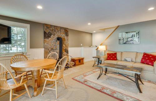 Beach and Mtn Views! Lakefront Moultonborough Home - Foto 14