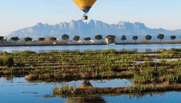 Paseo en globo por Montserrat - Foto 2, Globo por los campos de Montserrat