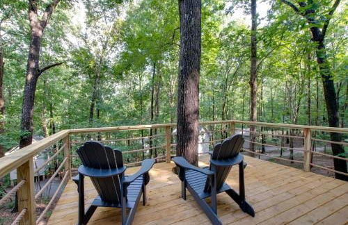 Off-grid Tree House Suitable for Four in Alabama - Foto 12