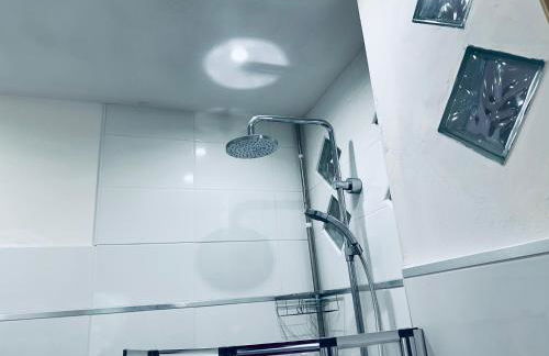 Moderne Mini Maison - Quartier Résidentiel Calme - Foto 25