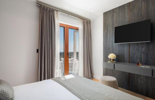 Luxury Villa Sea La Vie with Pool Near Sibenik - Photo 18