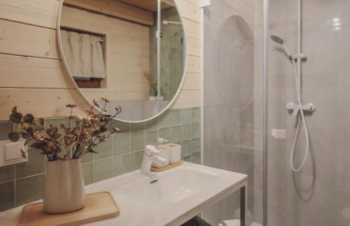 Dom to za mało! Całoroczny dom z prywatnym jacuzzi - Foto 51