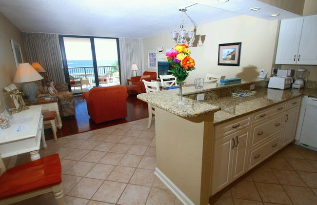 Regency Towers - Foto 13