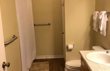 The Reside Fully Furnished Condos - Medical Stays Welcome - Foto 11