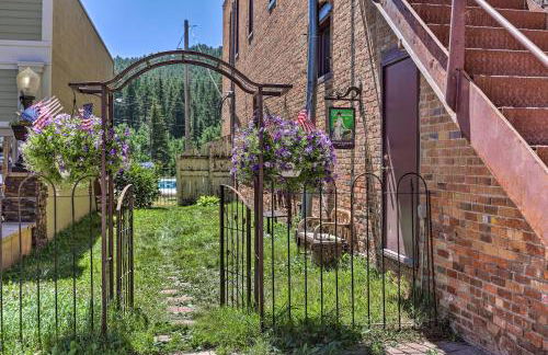 Shop, Hike and Explore! Historic Dtwn Custer Apt - Foto 2