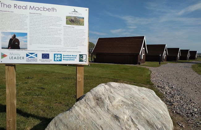 Macbeth's Hillock - Foto 29