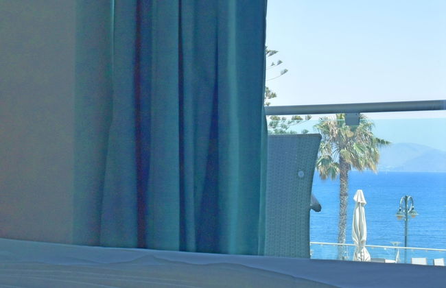 Bristol Sea View Apartments - Photo 16