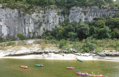 Stone cottage with shared pool, Chambonas - Foto 15