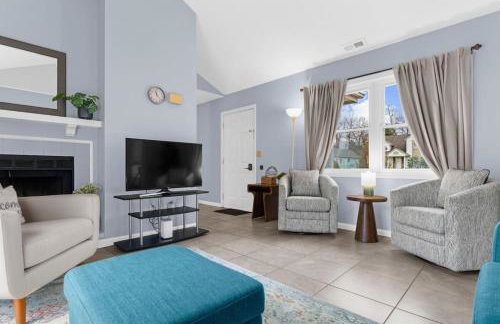 Willow Haven 2BR Cozy Retreat, Close to Hartford - Foto 19