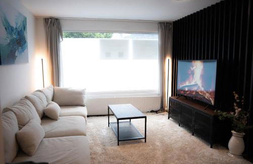 Stilvolle Apartments mit Kamin - Schlossblick und großer Terrasse 2-4 Zimmer 50-140qm - nahe A1 und Schloss Burg - Köln - Foto 79