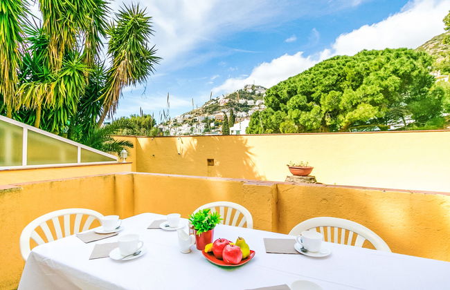 Velazquez - Photo 15