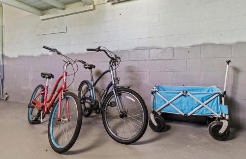 Visit Nonna's Beach Cottage & Enjoy the Sunshine with a Short Walk to the Beach! - Foto 32