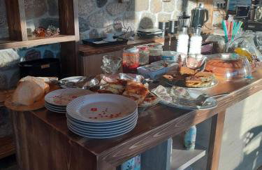 Liontos Rooms - Photo 79