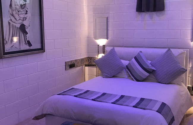 GianLuis Luxury Suites - Photo 10