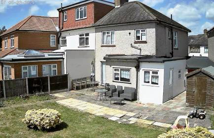 Barking London House sleeps 12 - parking - train tube - airport - Foto 40