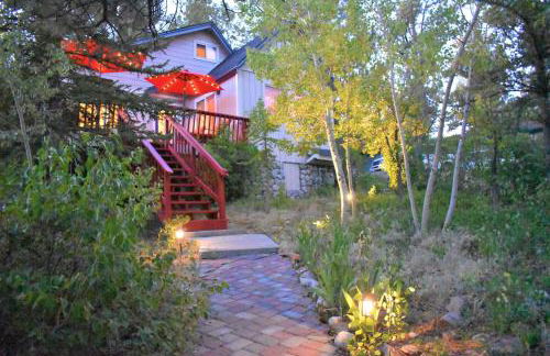 Dream Getaway-Secluded Hot Spa-Walk to Village-Walk to Pineknot Trailhead-Plus King Bed! - Foto 42