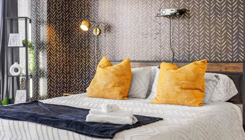 Beautiful Apt in Downtown W/ Pool | Parking - Foto 4