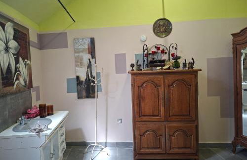 petite maison dans village de caractére - Foto 20