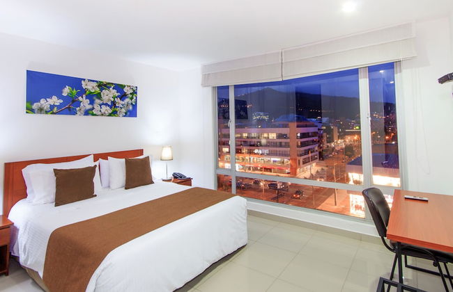 122 Plaza Apartahotel - Photo 3