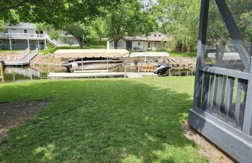 The Canal Cottage off West Lake Okoboji - Foto 9