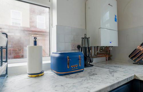 Contractor Luxury Home - Long Stays - 4 Bedrooms - Sleep 8 - Zip & Link Beds - Ultra Fast WiFi - Free Parking - Foto 38